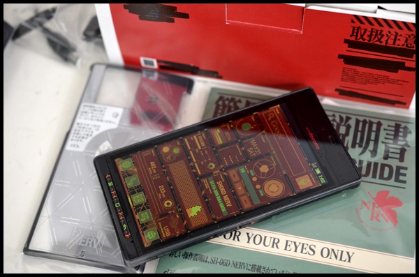 エヴァ携帯 docomo SH-06A NERV 限定ガラケー エヴァンゲリオン